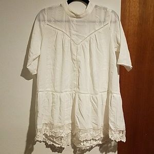 Ivory Leith boho top. NWT.